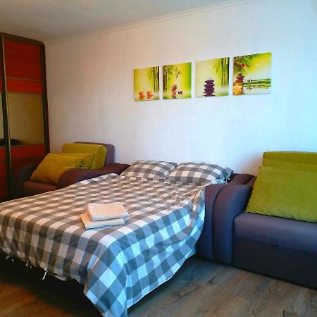 Kozzy Apartment In Kiev City Center Lu7 מראה חיצוני תמונה