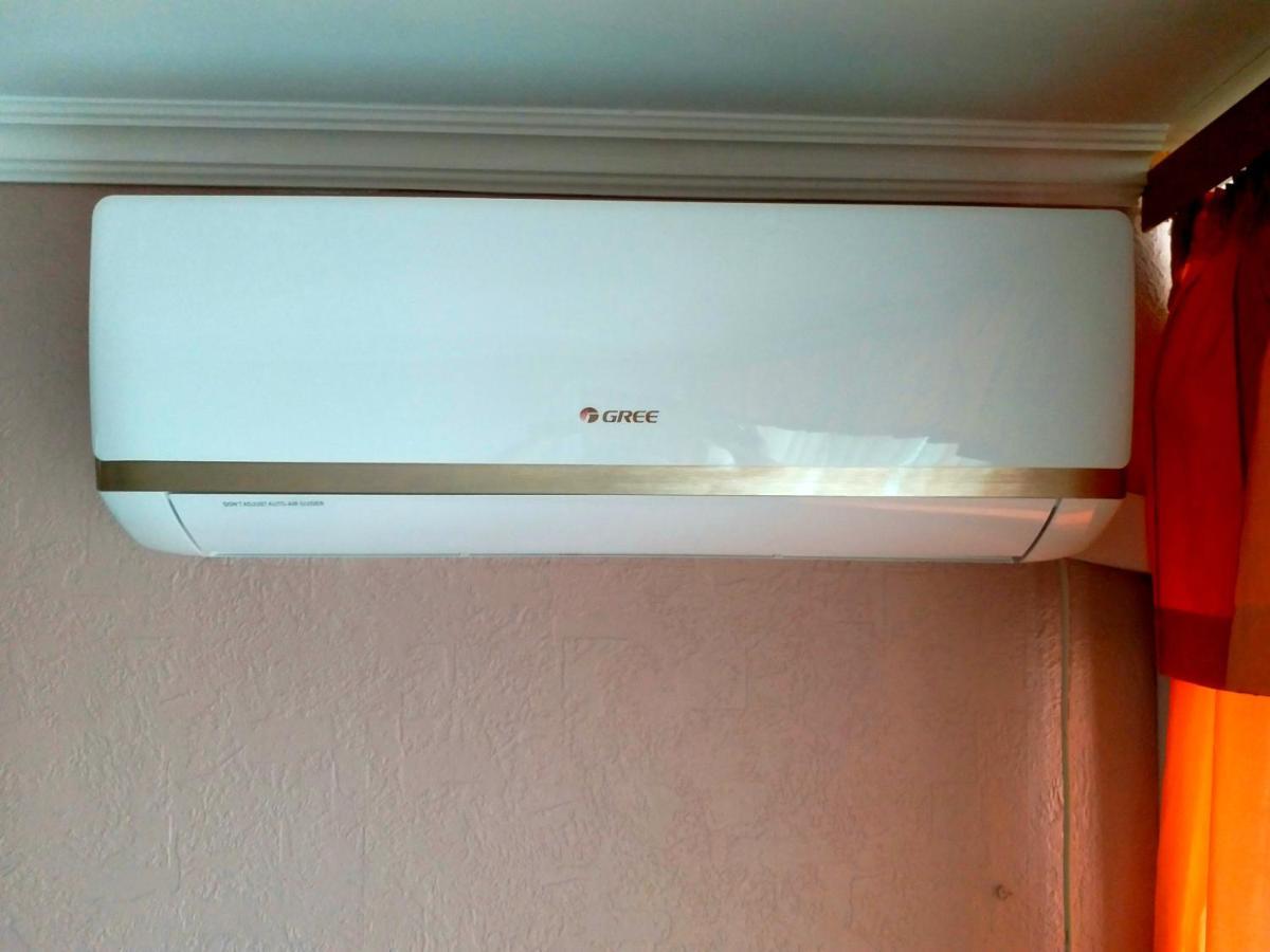 Kozzy Apartment In Kiev City Center Lu7 מראה חיצוני תמונה